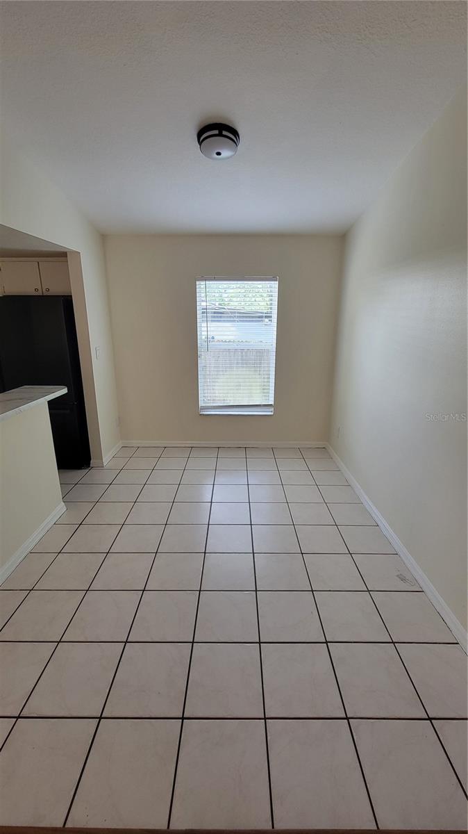 701 E ORCHID AVE — photo 5