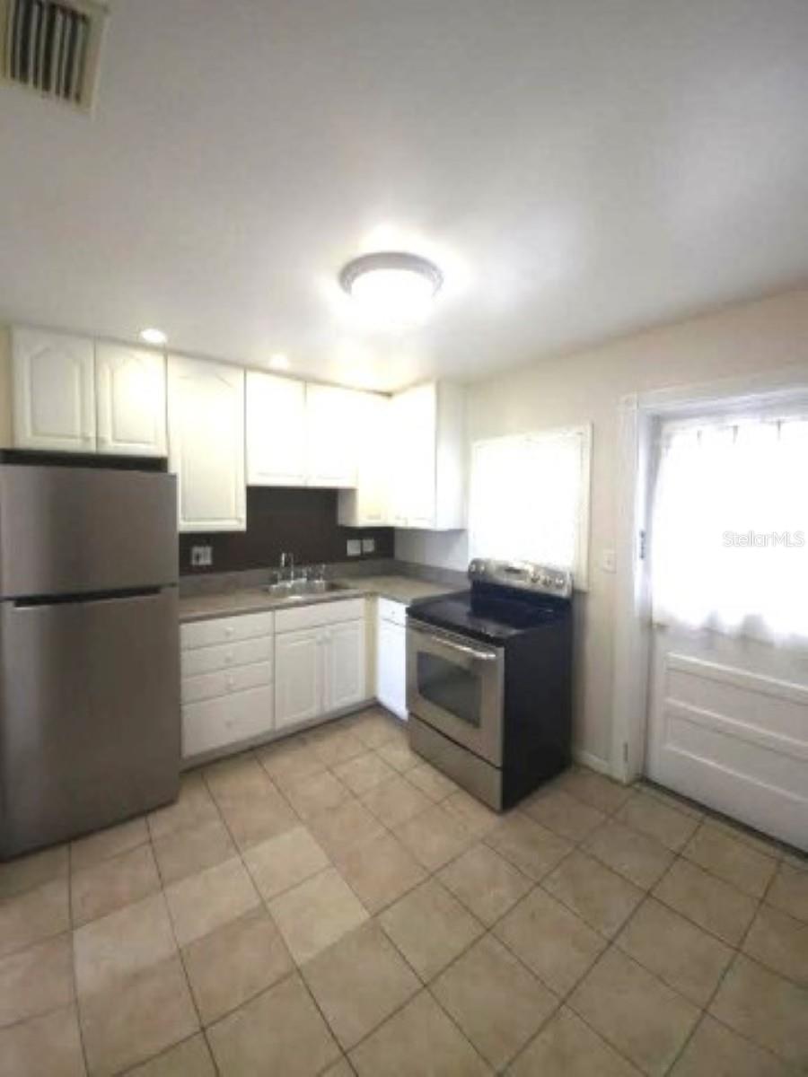 3903 W MORRISON AVE — photo 11