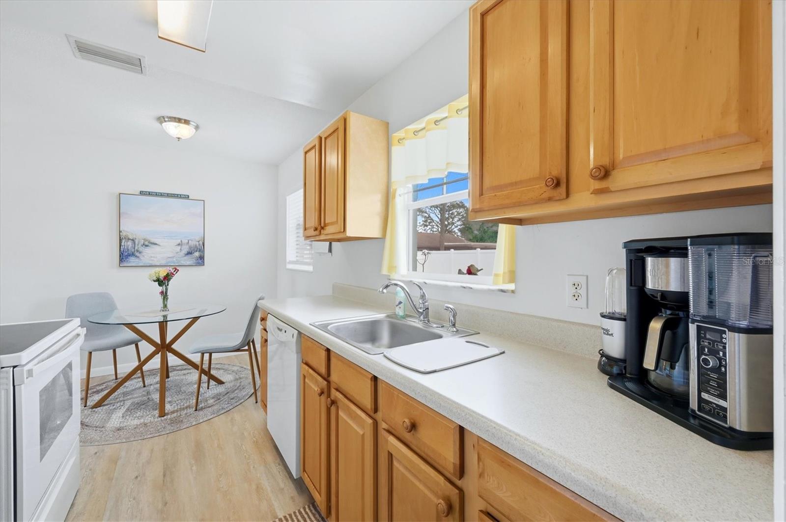 723 S BRINK AVE — photo 11