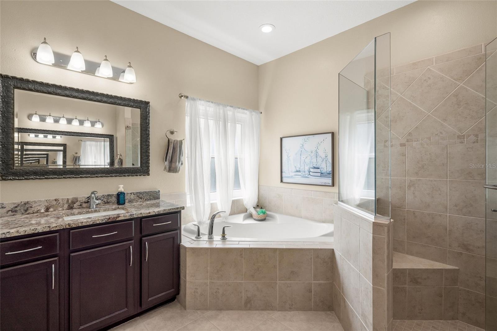 1772 PINYON PINE DR — photo 23