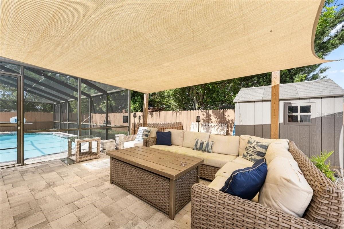 490 E LAKE DR — photo 34