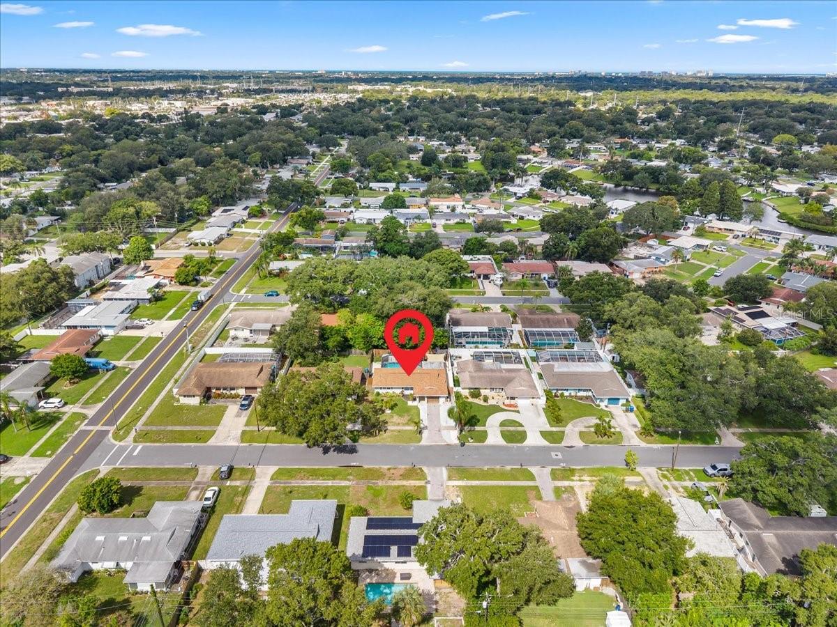 490 E LAKE DR — photo 50