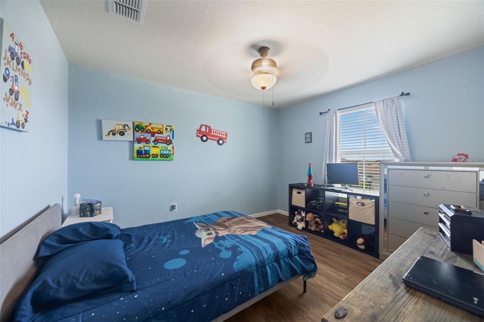 1007 GOLDEN SHINER AVE — photo 33