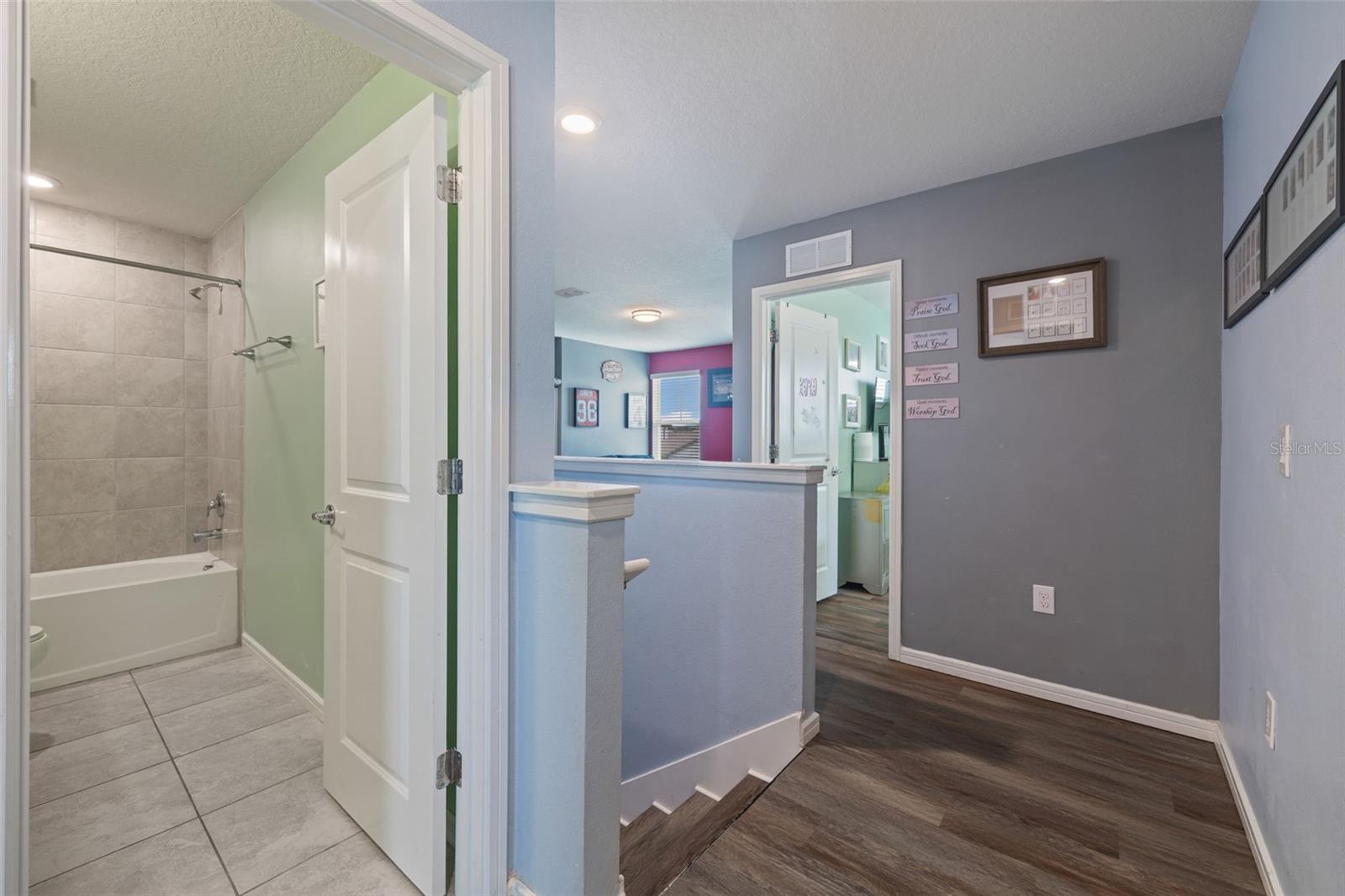 1007 GOLDEN SHINER AVE — photo 29