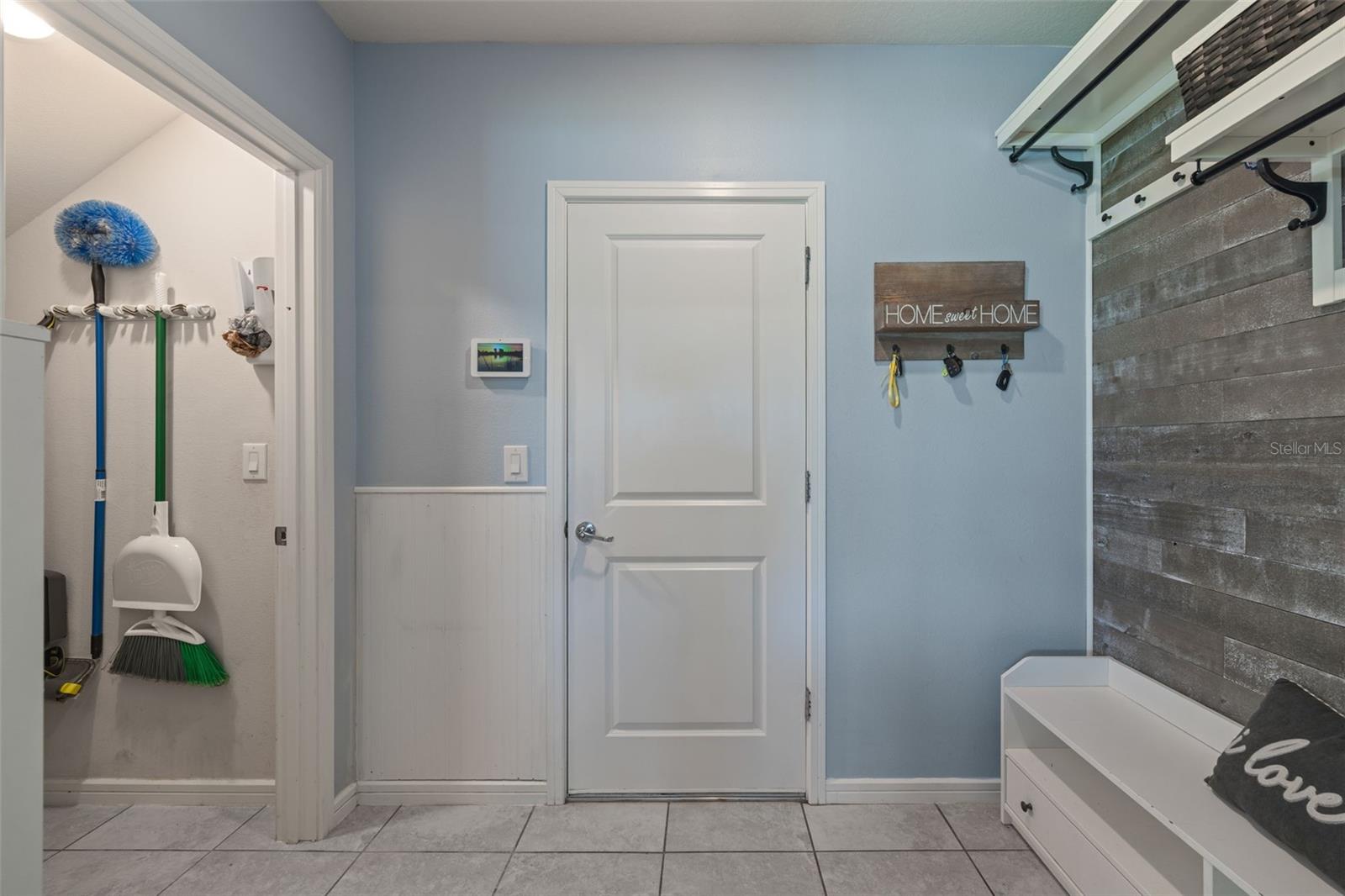 1007 GOLDEN SHINER AVE — photo 24