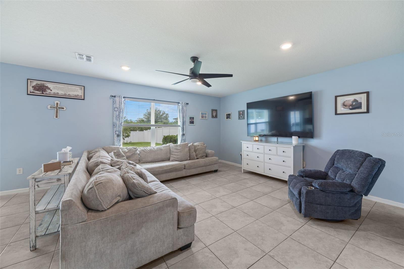 1007 GOLDEN SHINER AVE — photo 10