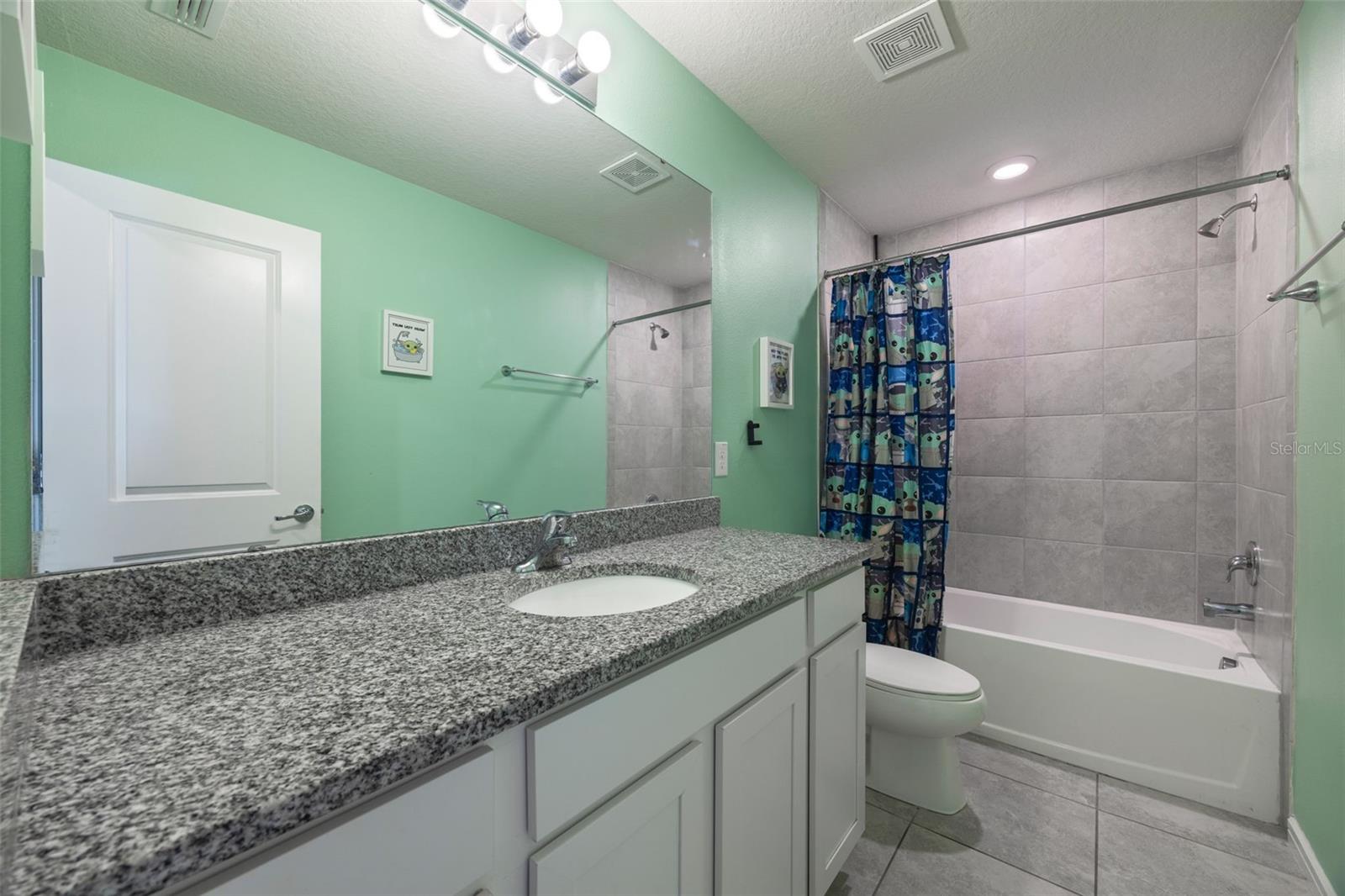 1007 GOLDEN SHINER AVE — photo 44