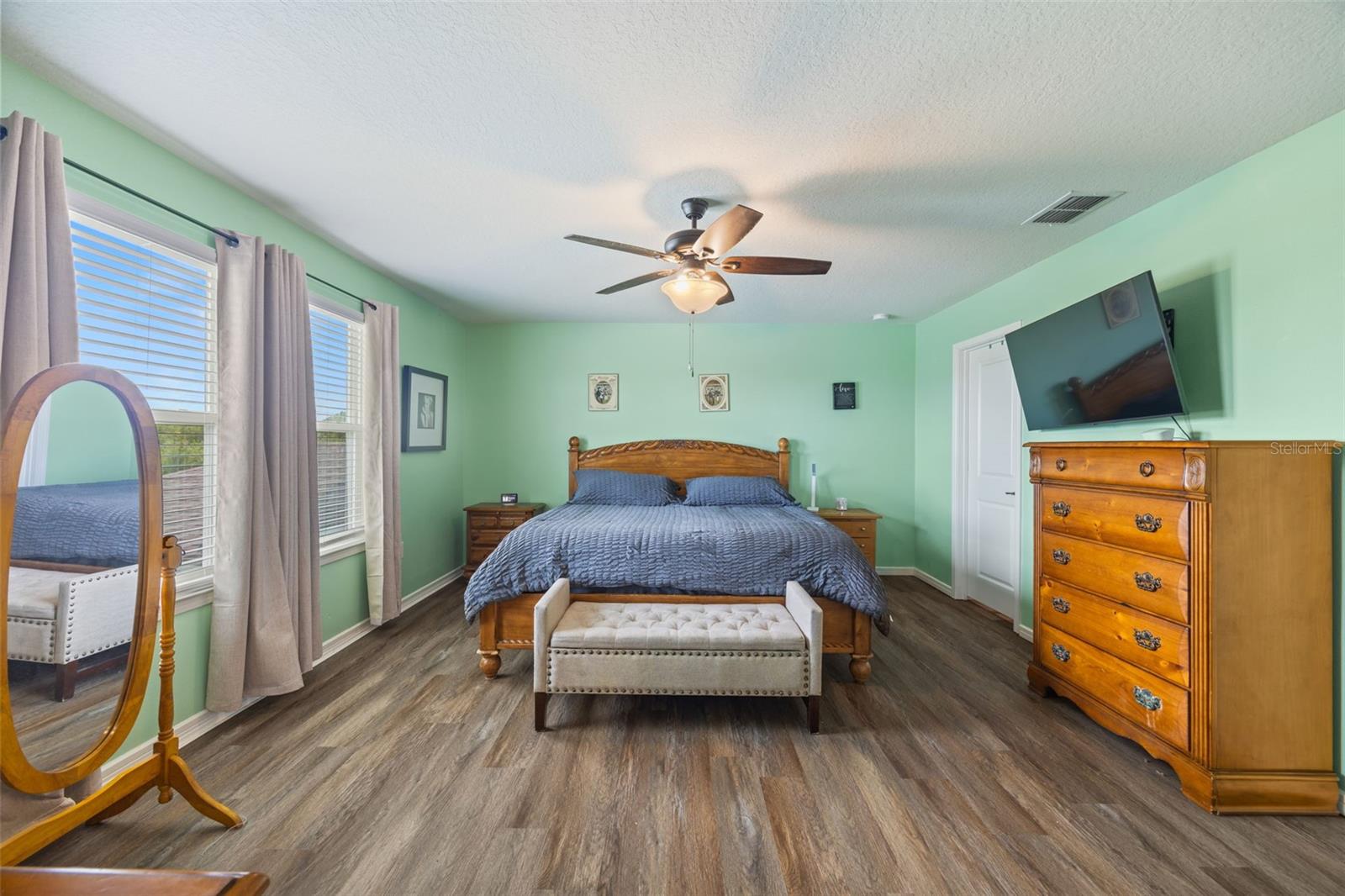 1007 GOLDEN SHINER AVE — photo 37