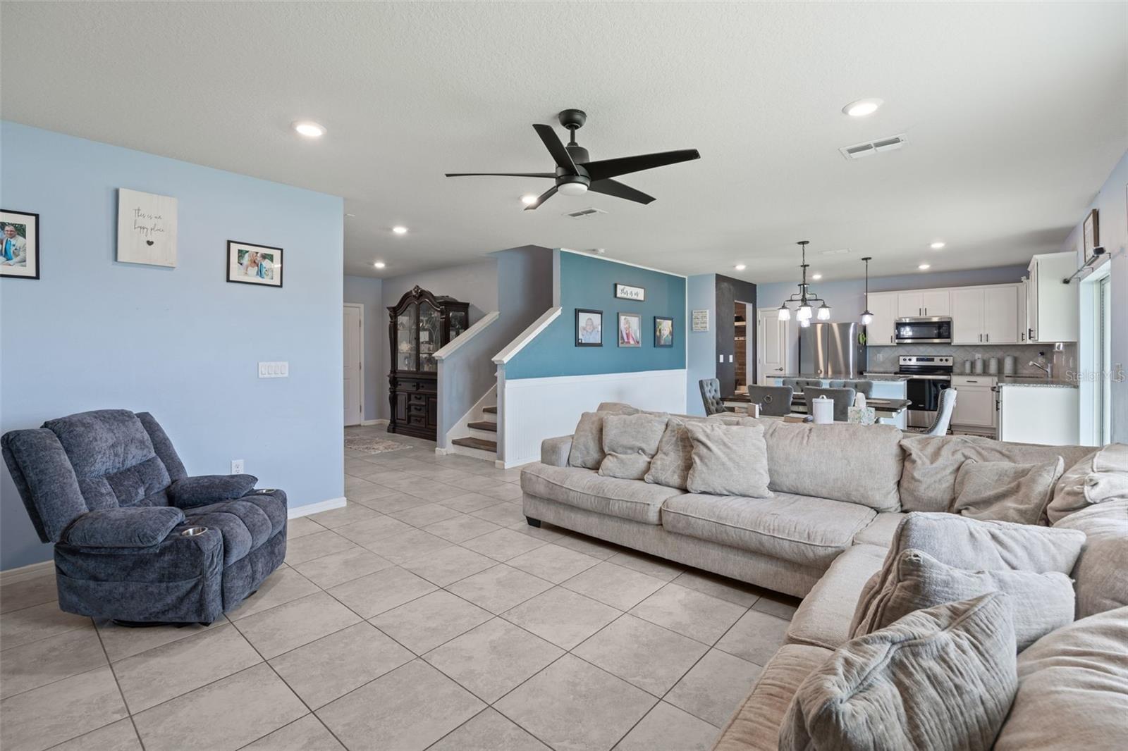 1007 GOLDEN SHINER AVE — photo 13