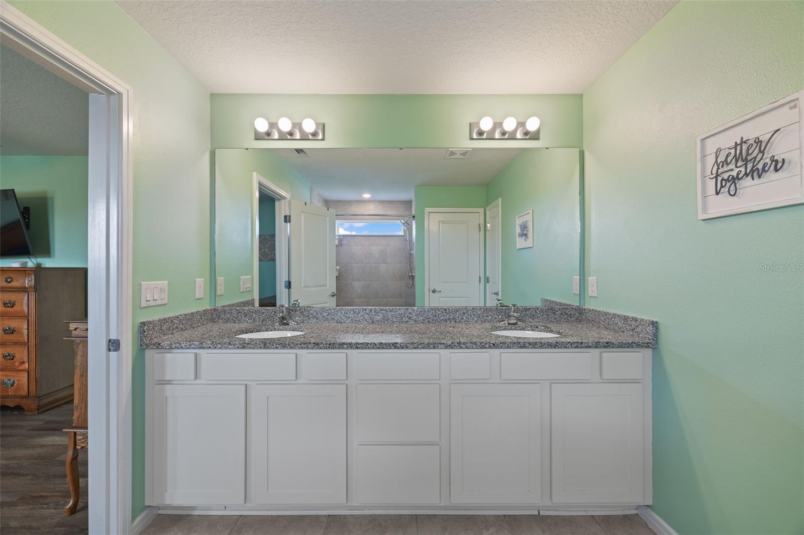 1007 GOLDEN SHINER AVE — photo 38