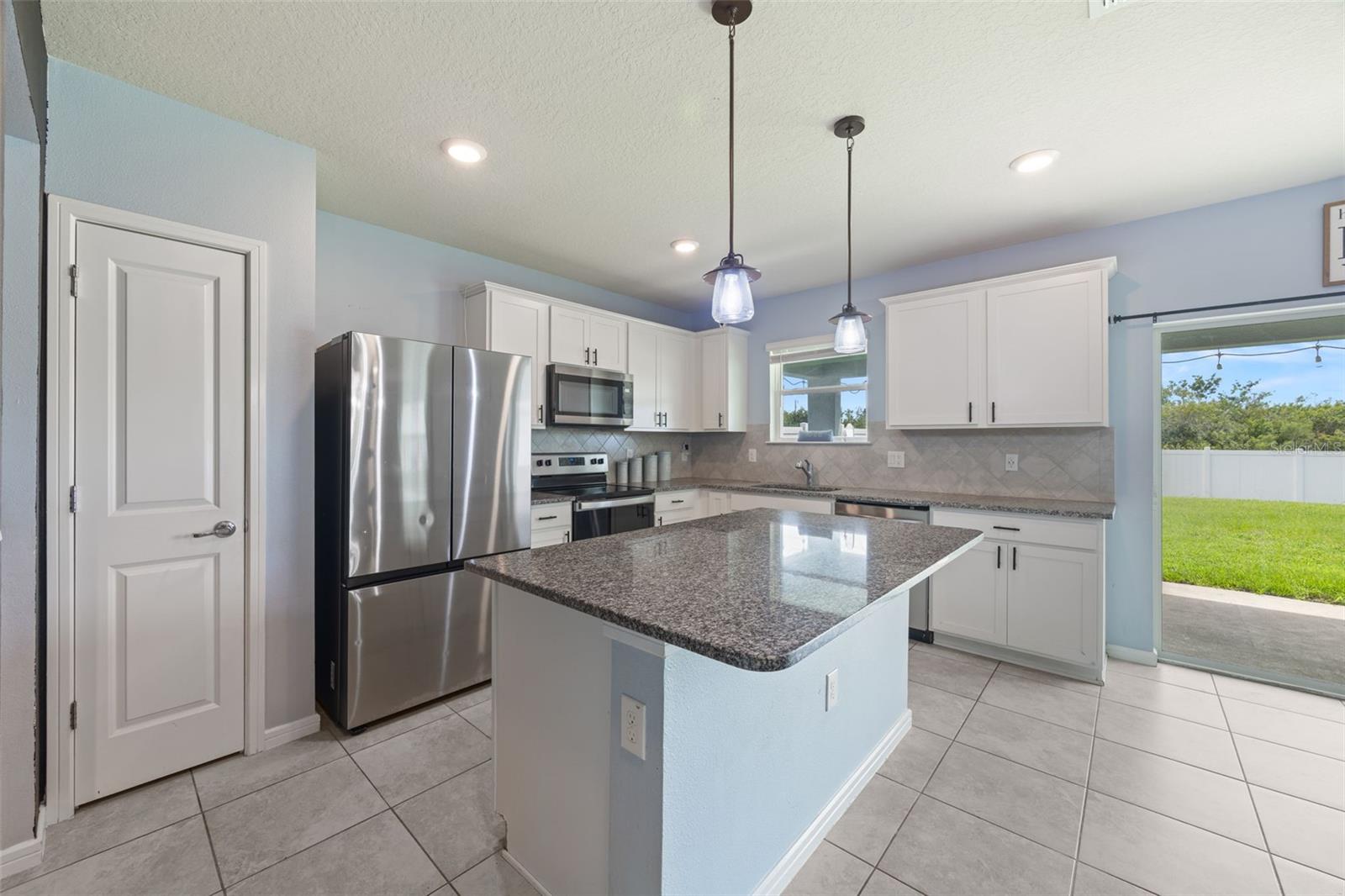 1007 GOLDEN SHINER AVE — photo 22