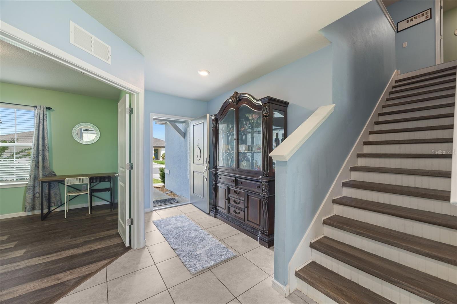 1007 GOLDEN SHINER AVE — photo 5