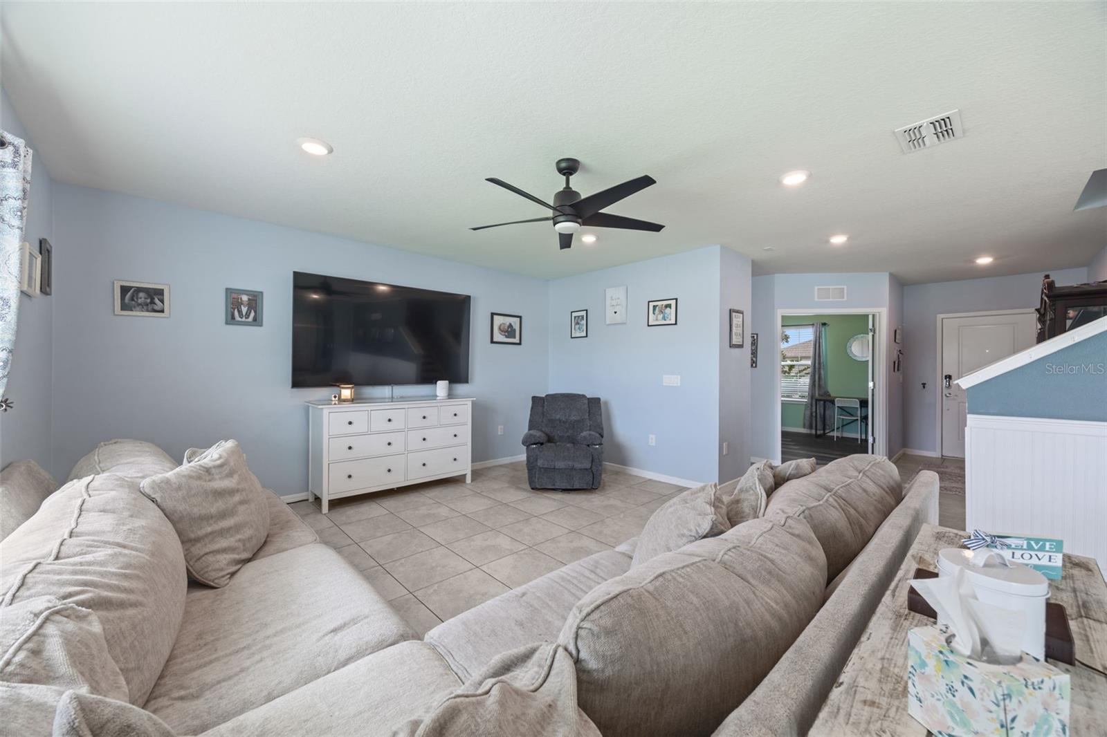 1007 GOLDEN SHINER AVE — photo 11