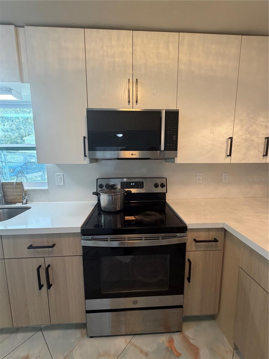 10909 W ELBOW DR — photo 7