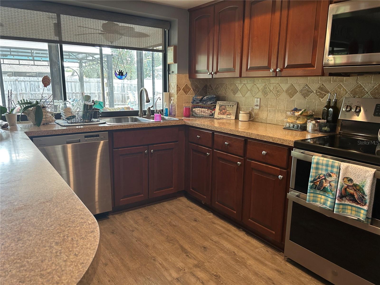 7702 RUSTY HOOK CT — photo 13