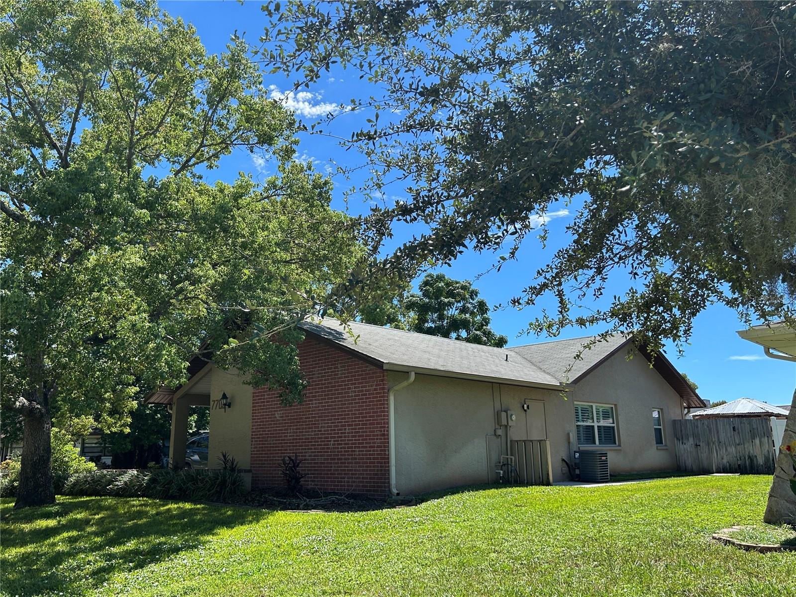 7702 RUSTY HOOK CT — photo 2