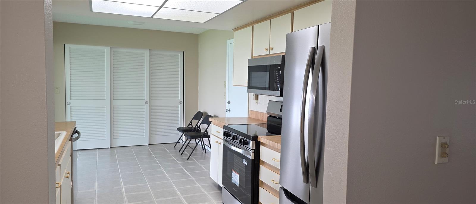 Home in PINELLAS PARK — photo 10