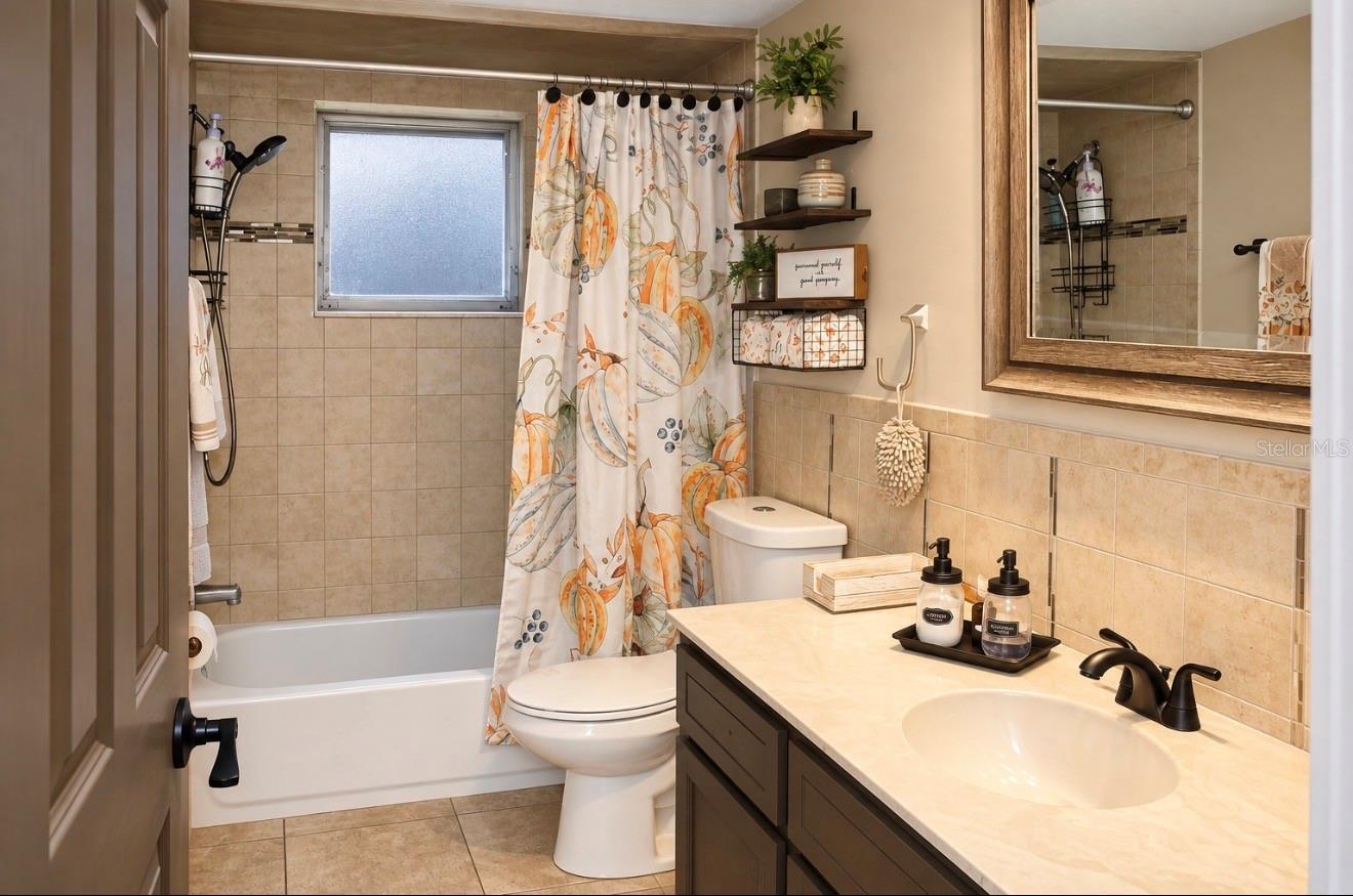 8246 PENWOOD DR — photo 27