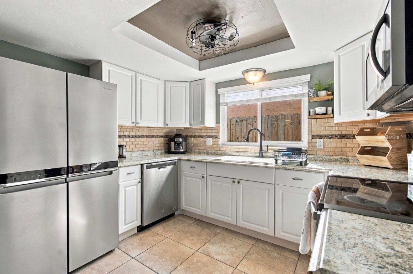 8246 PENWOOD DR — photo 4