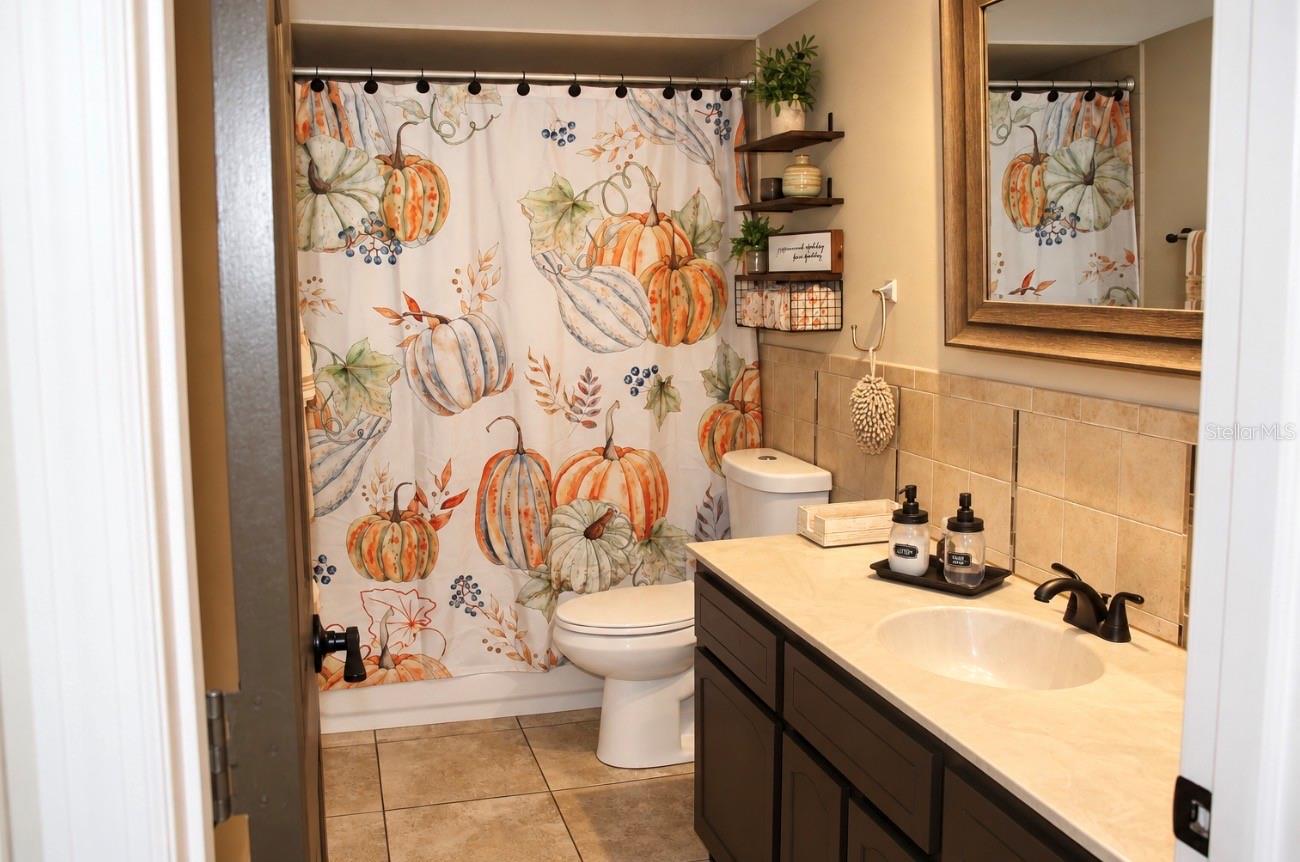 8246 PENWOOD DR — photo 26