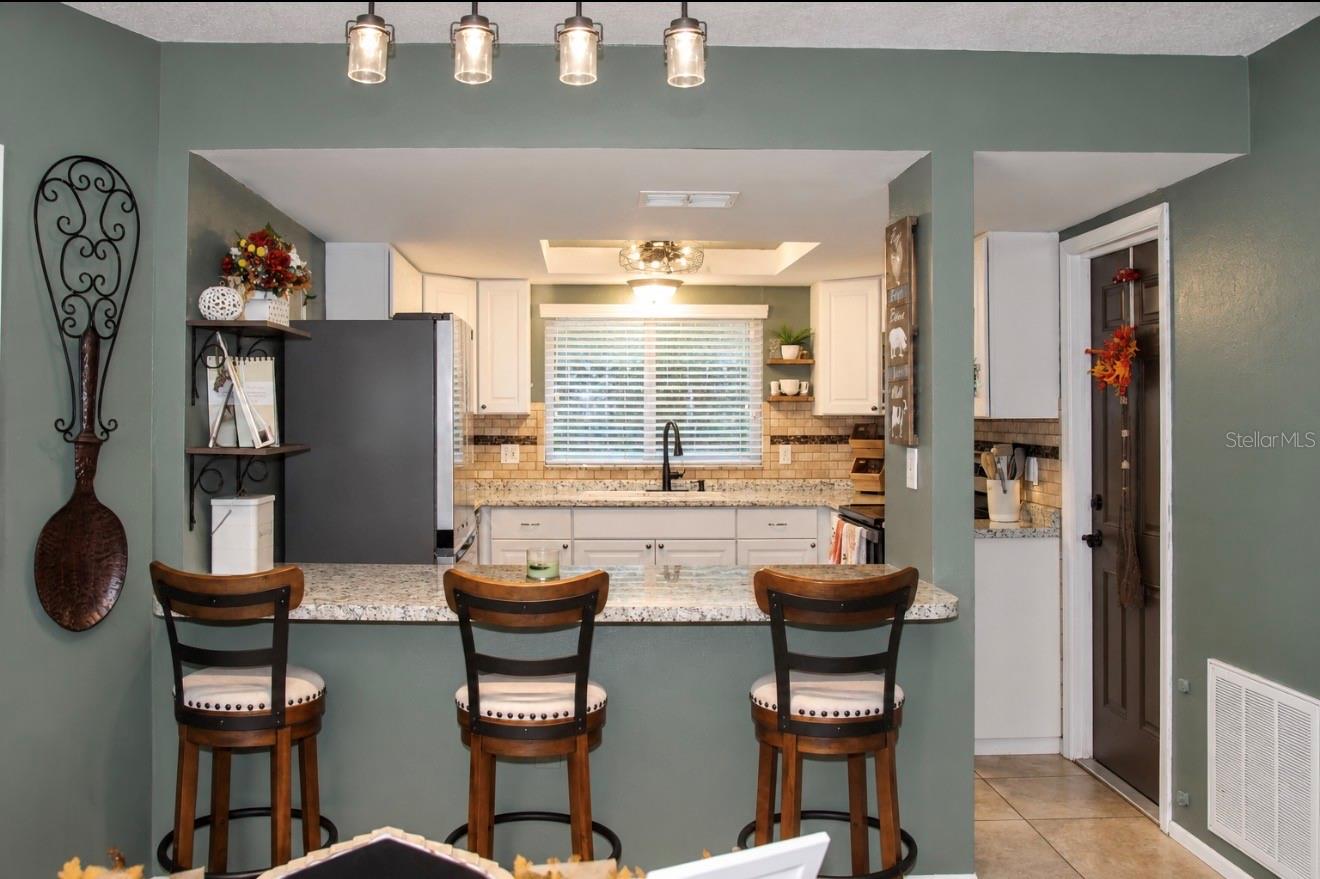 8246 PENWOOD DR — photo 8