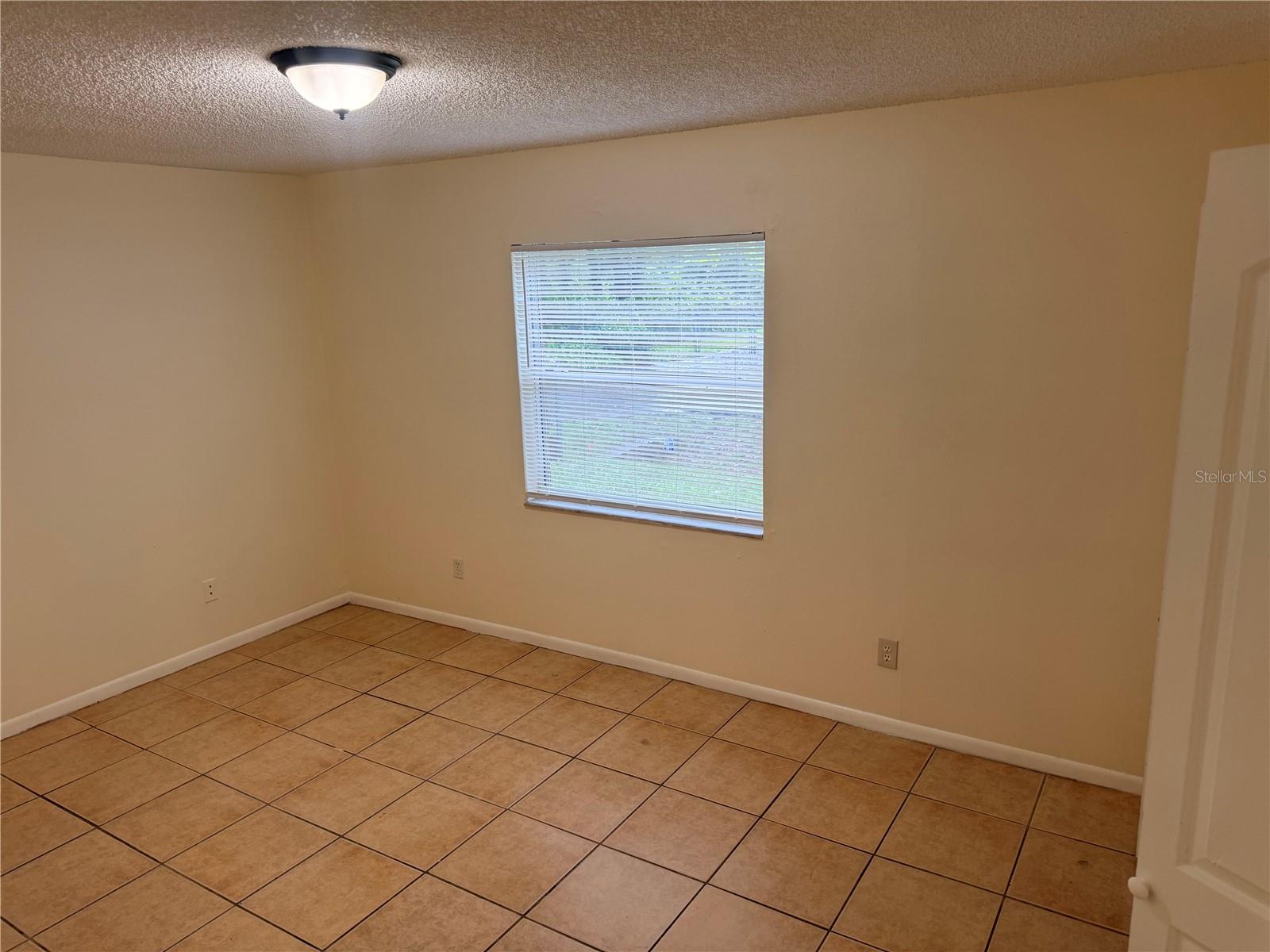 9406 N HARTTS DR #A — photo 21