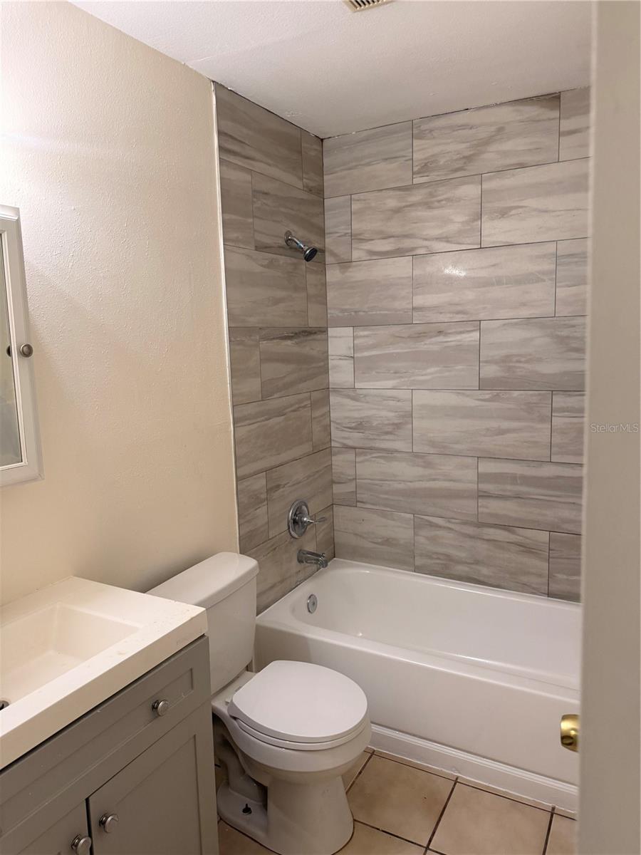9406 N HARTTS DR #A — photo 22