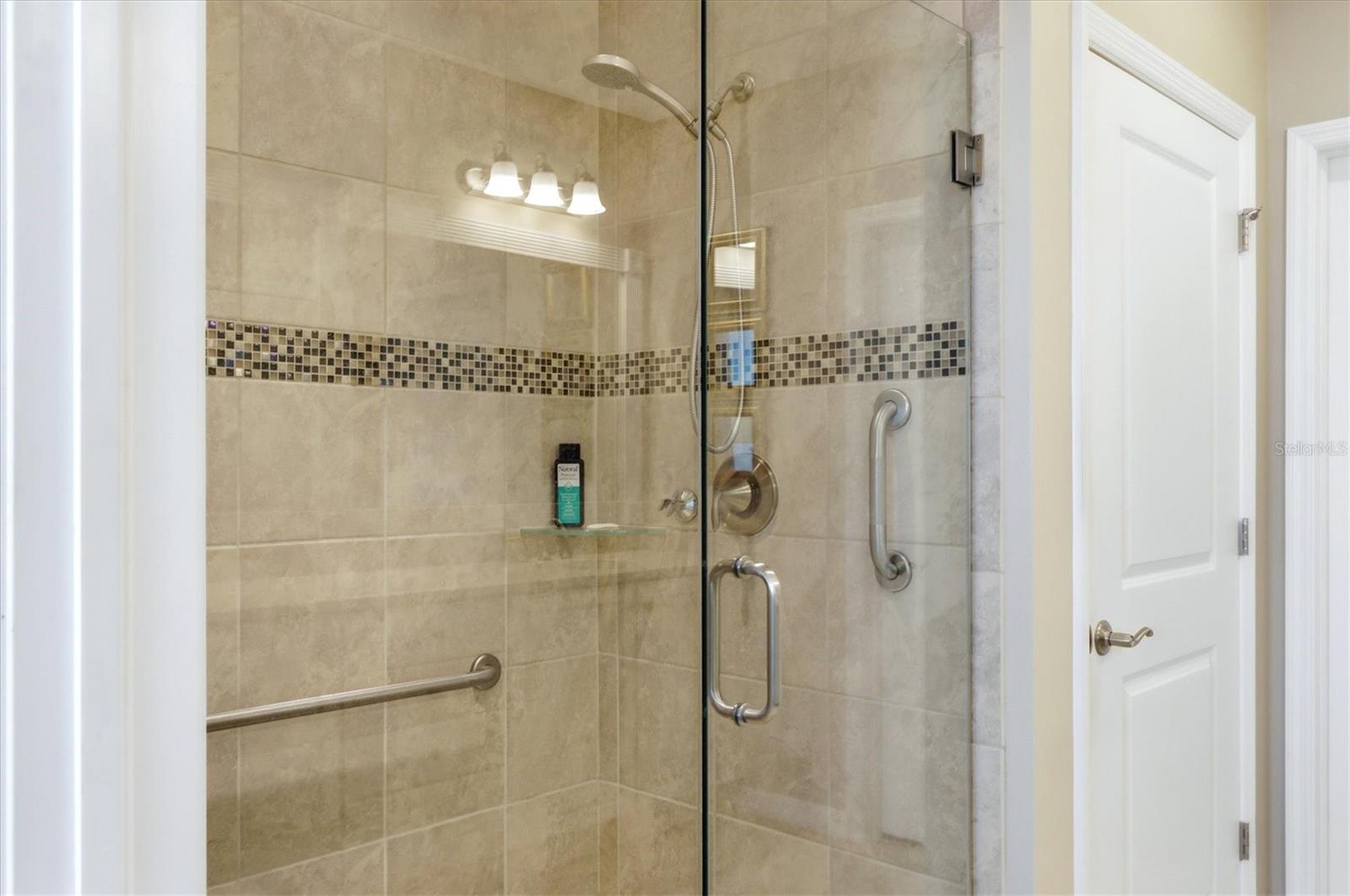 23160 BANBURY WAY #102 — photo 32