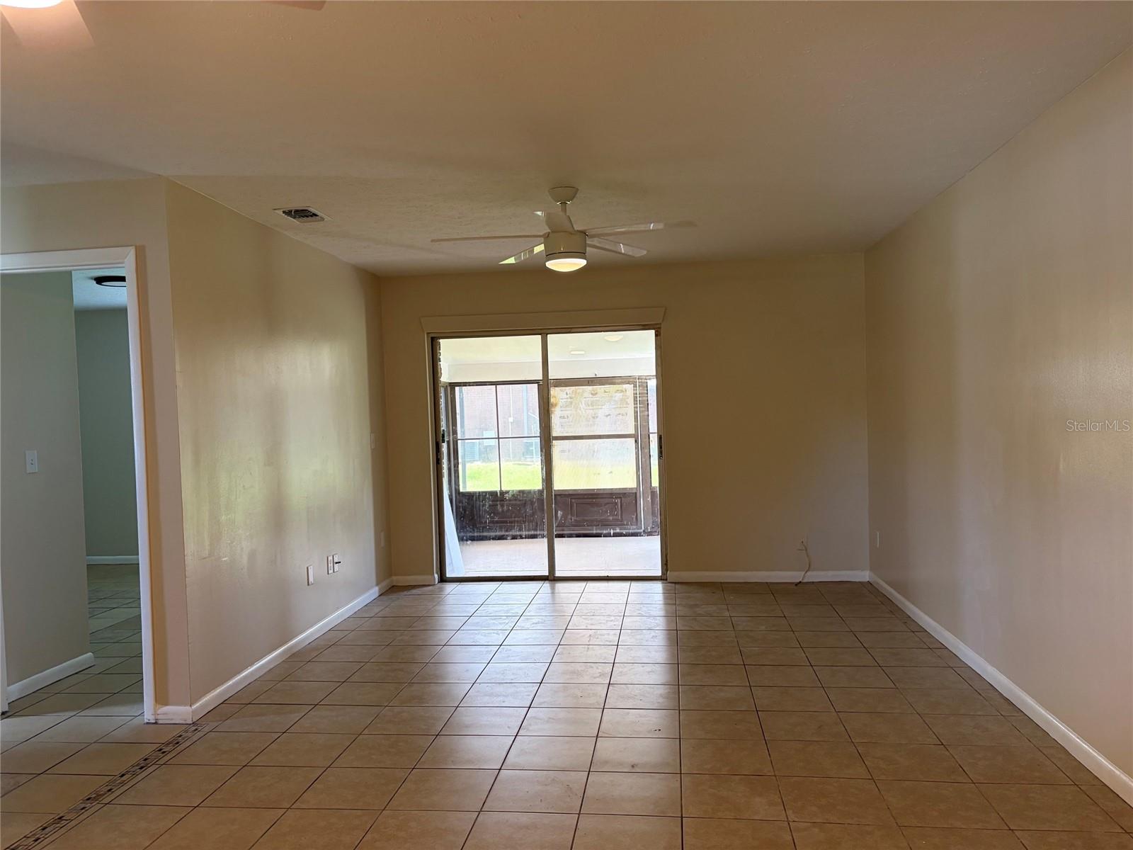 9523 FIELDVIEW CIR #9523 — photo 9