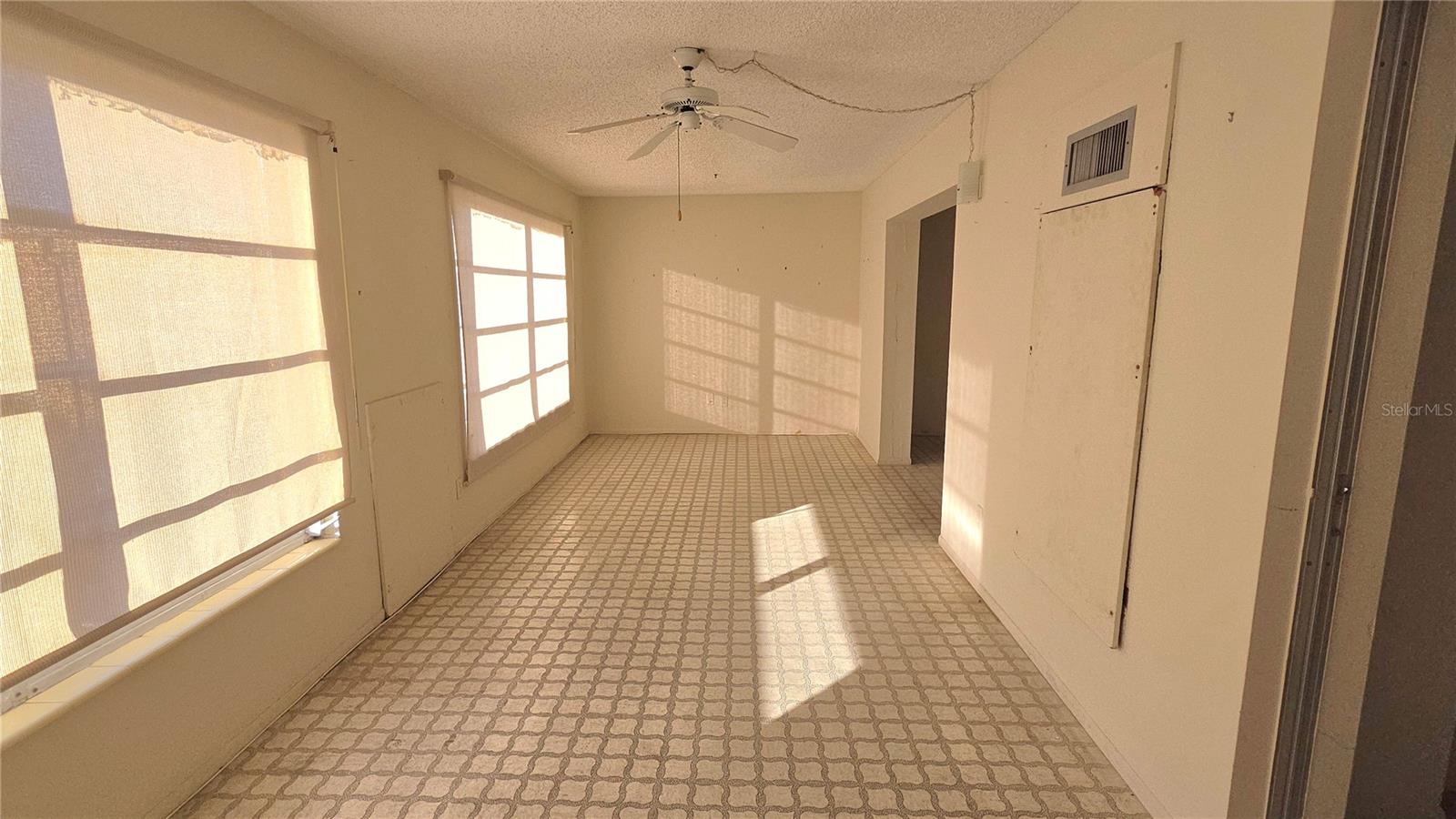2402 ECUADORIAN WAY #48 — photo 3