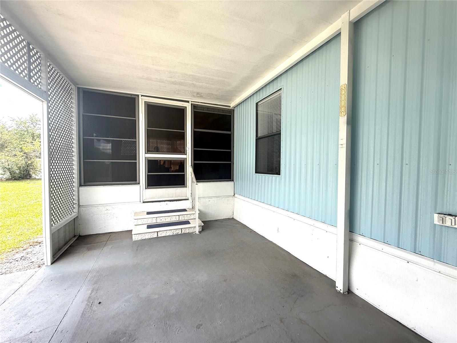 242 S PORT ROYAL LN — photo 12