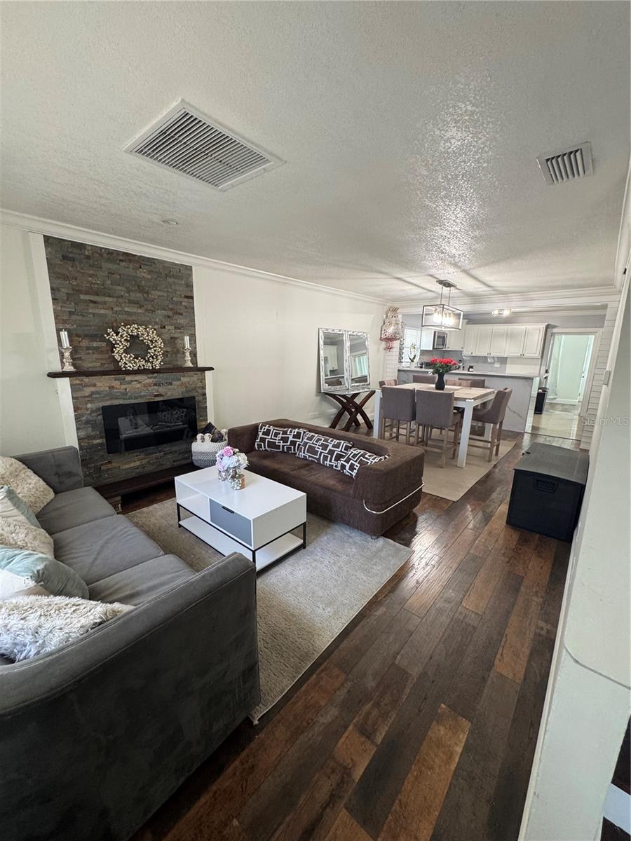 16008 SAGEBRUSH RD — photo 6