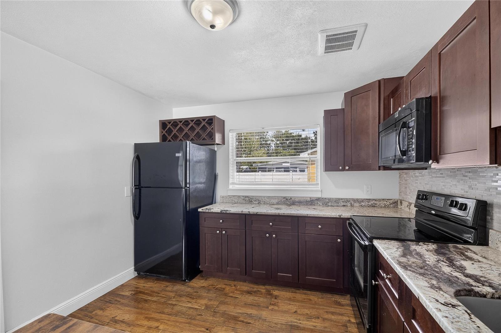 4421 W IOWA AVE — photo 13
