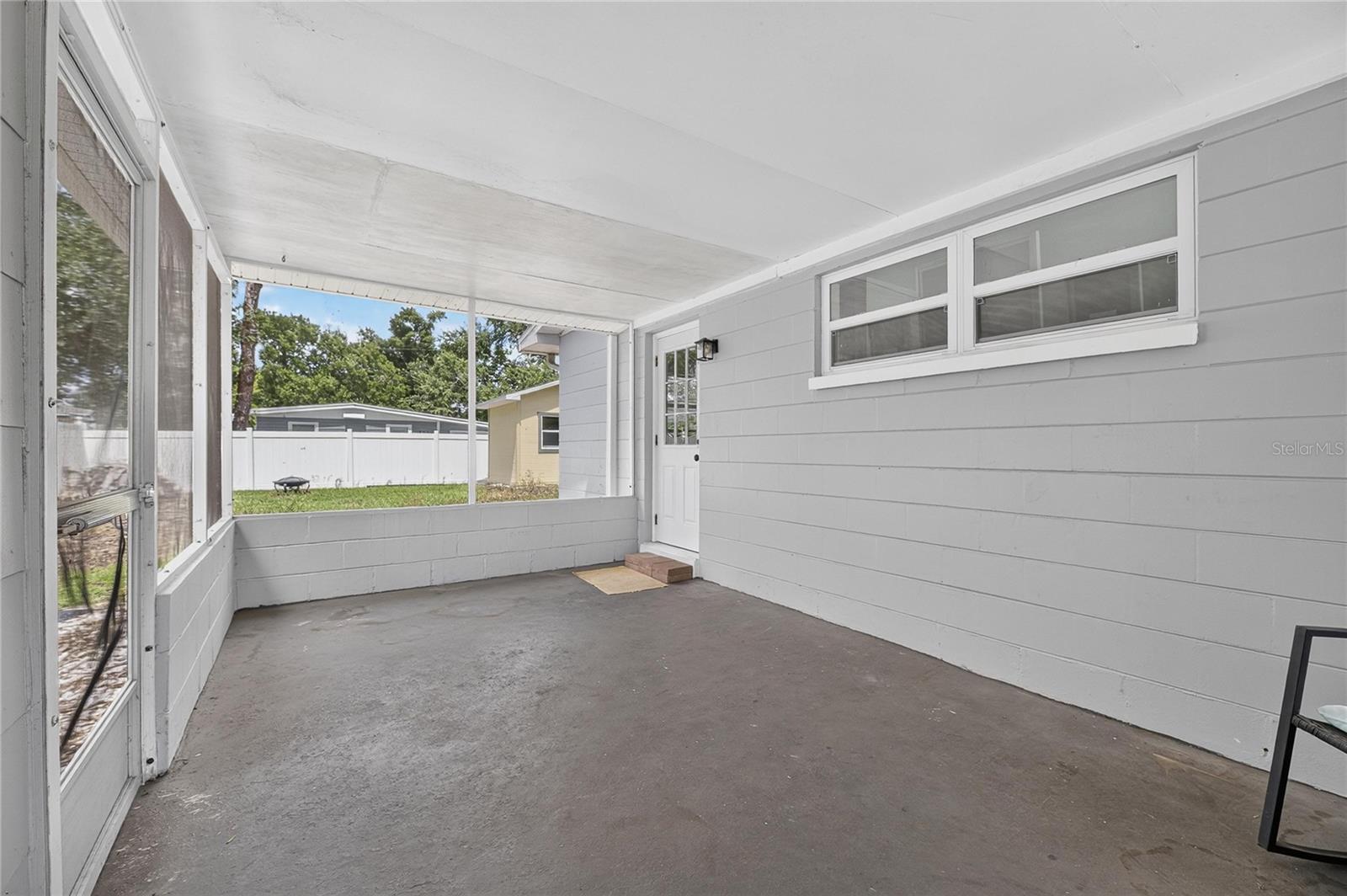 4421 W IOWA AVE — photo 26