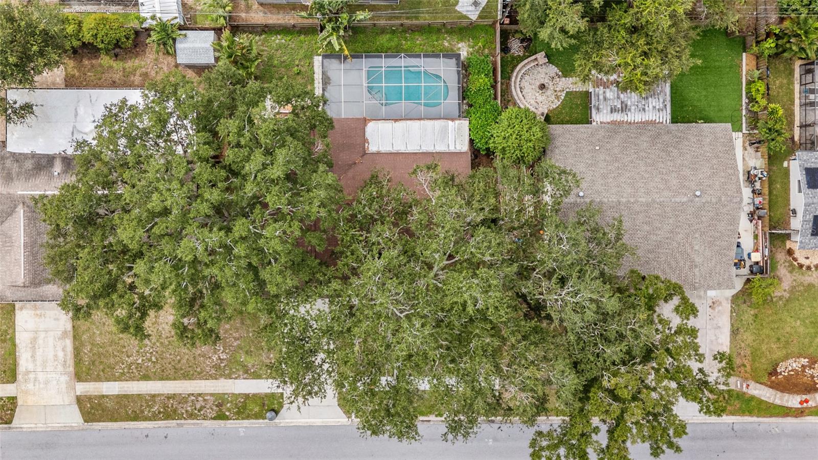 1863 MONICA DR — photo 44
