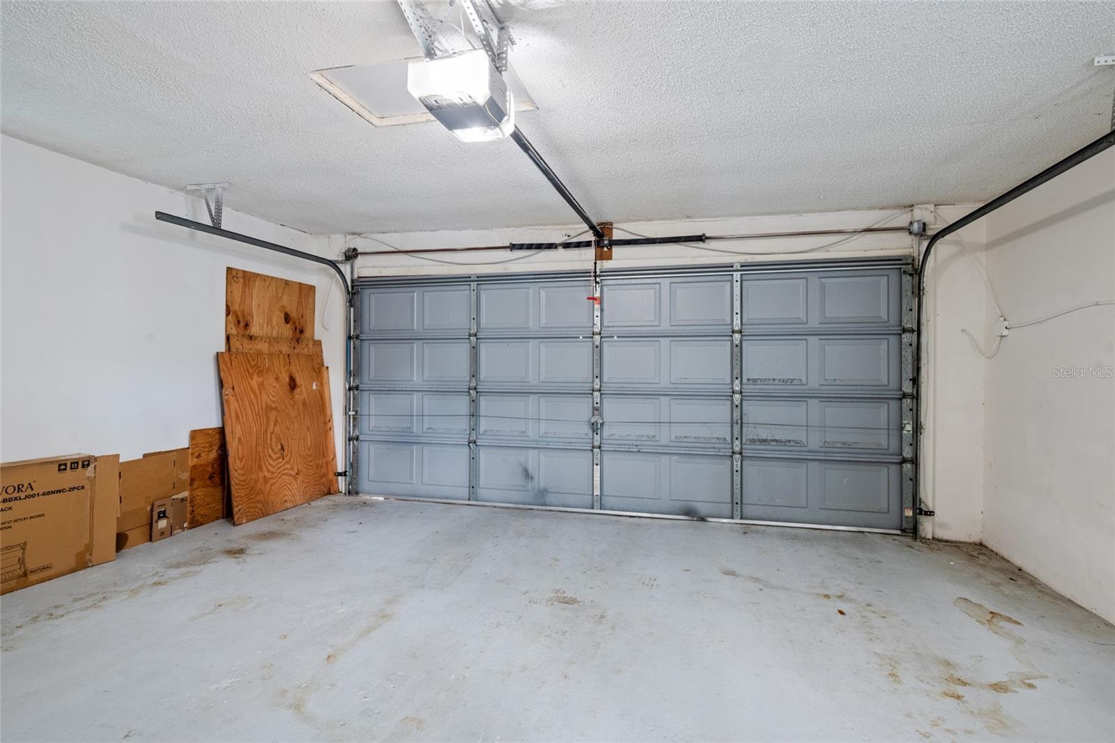 1863 MONICA DR — photo 48