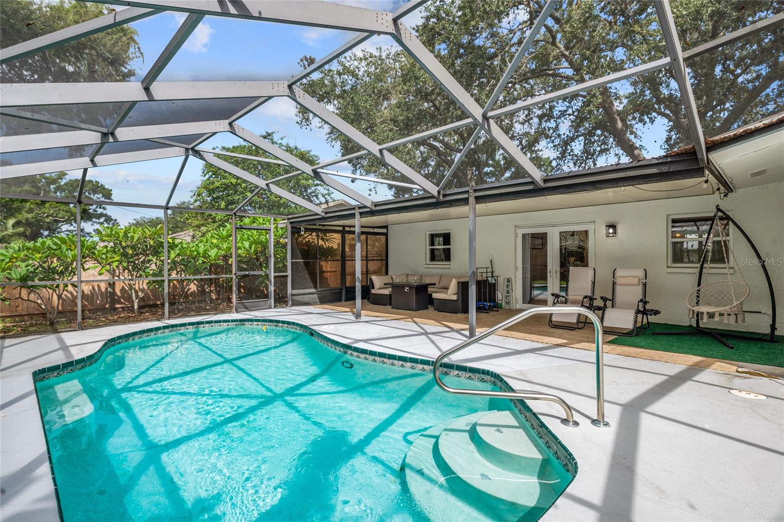1863 MONICA DR — photo 34