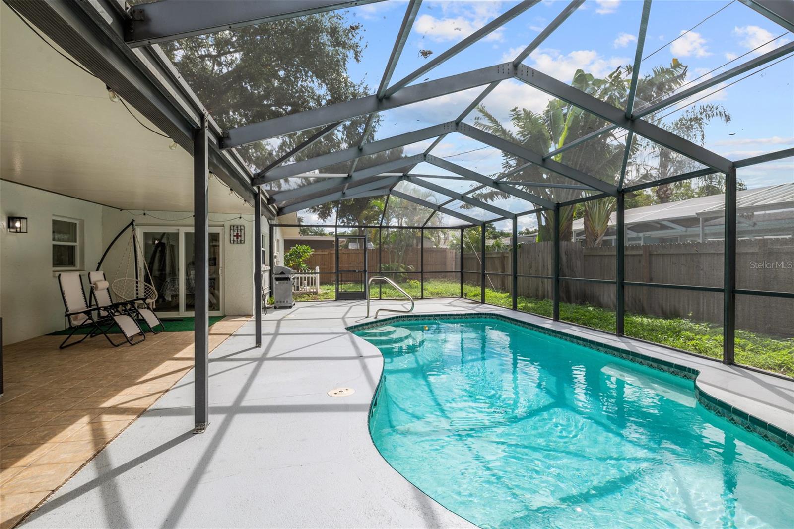 1863 MONICA DR — photo 31