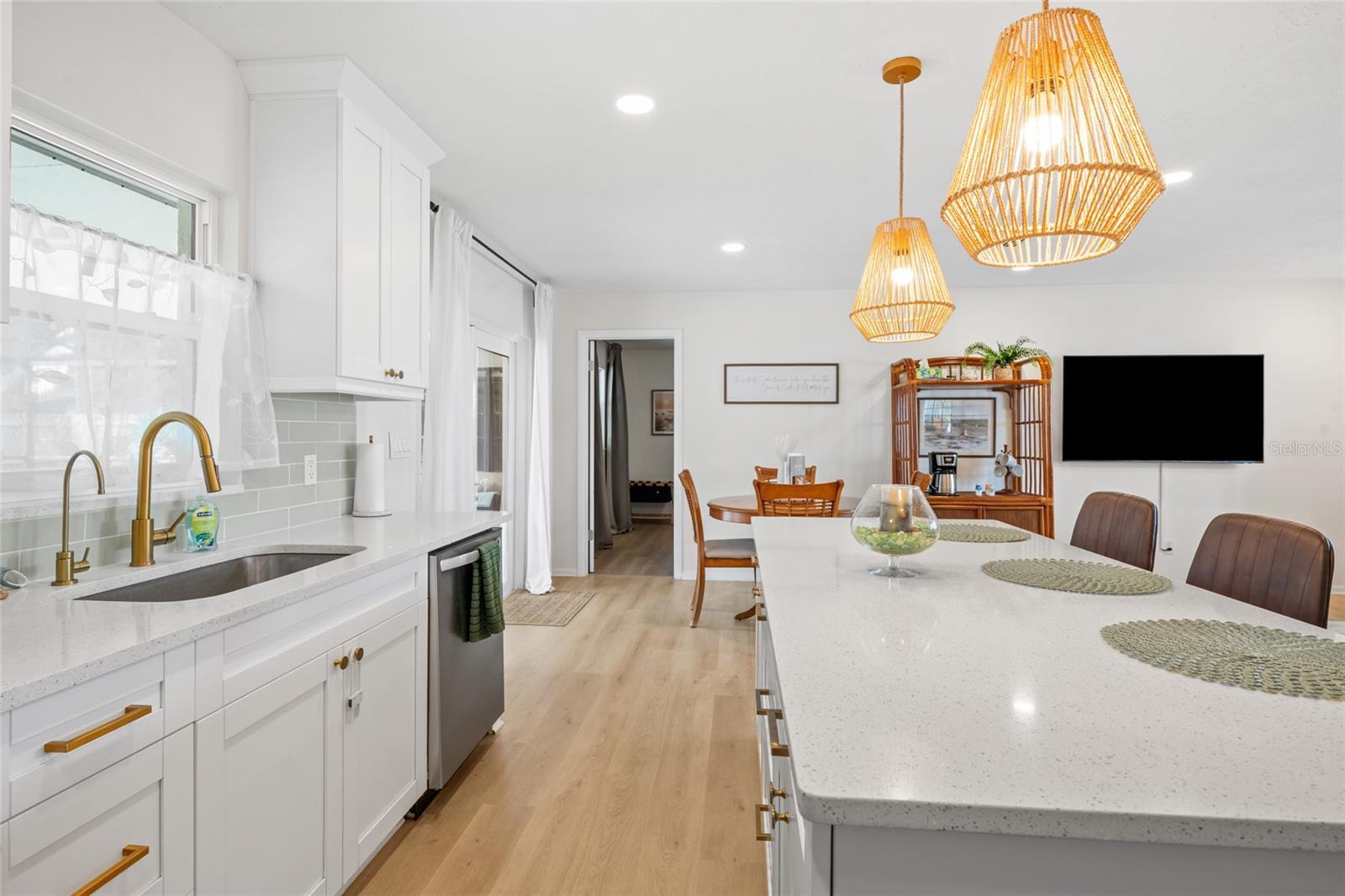 1863 MONICA DR — photo 14