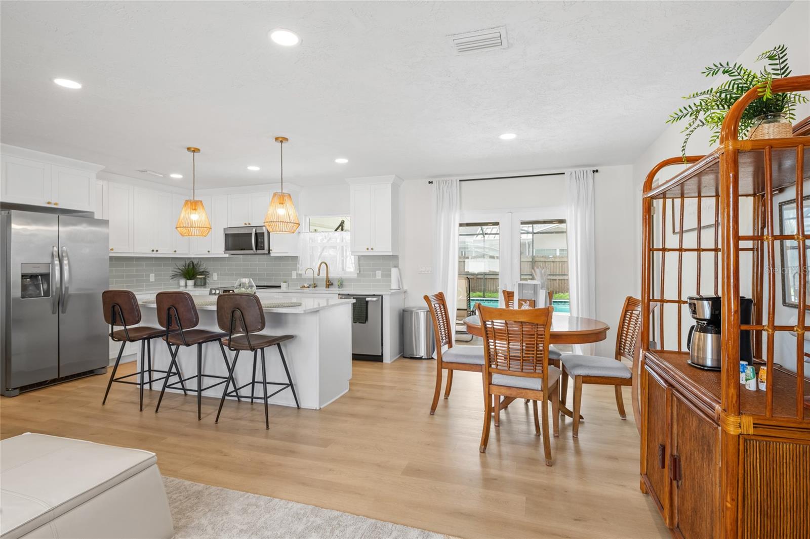 1863 MONICA DR — photo 12