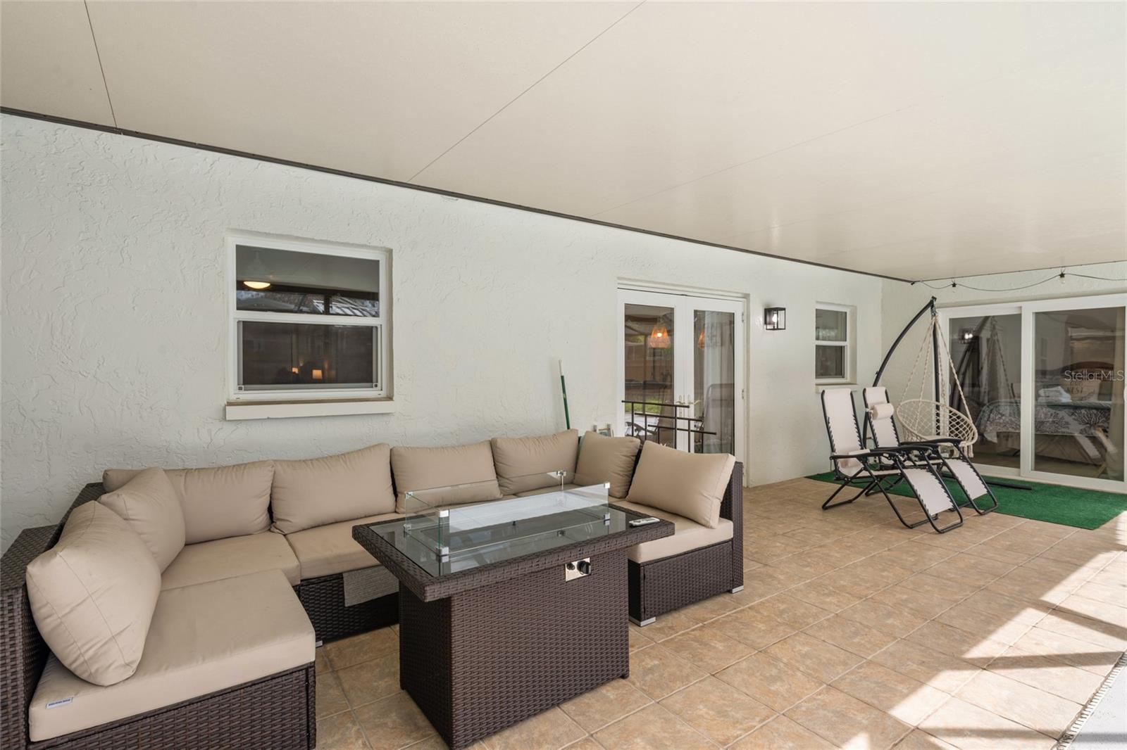 1863 MONICA DR — photo 29