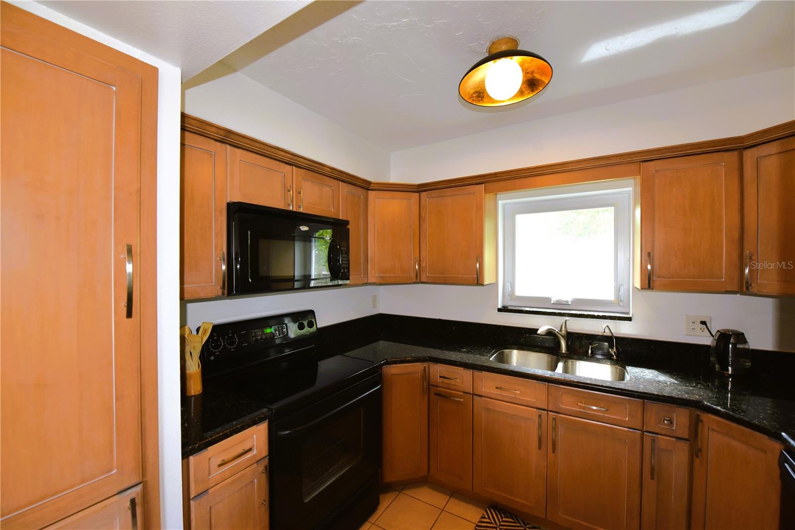 2529 INDIGO DR — photo 28