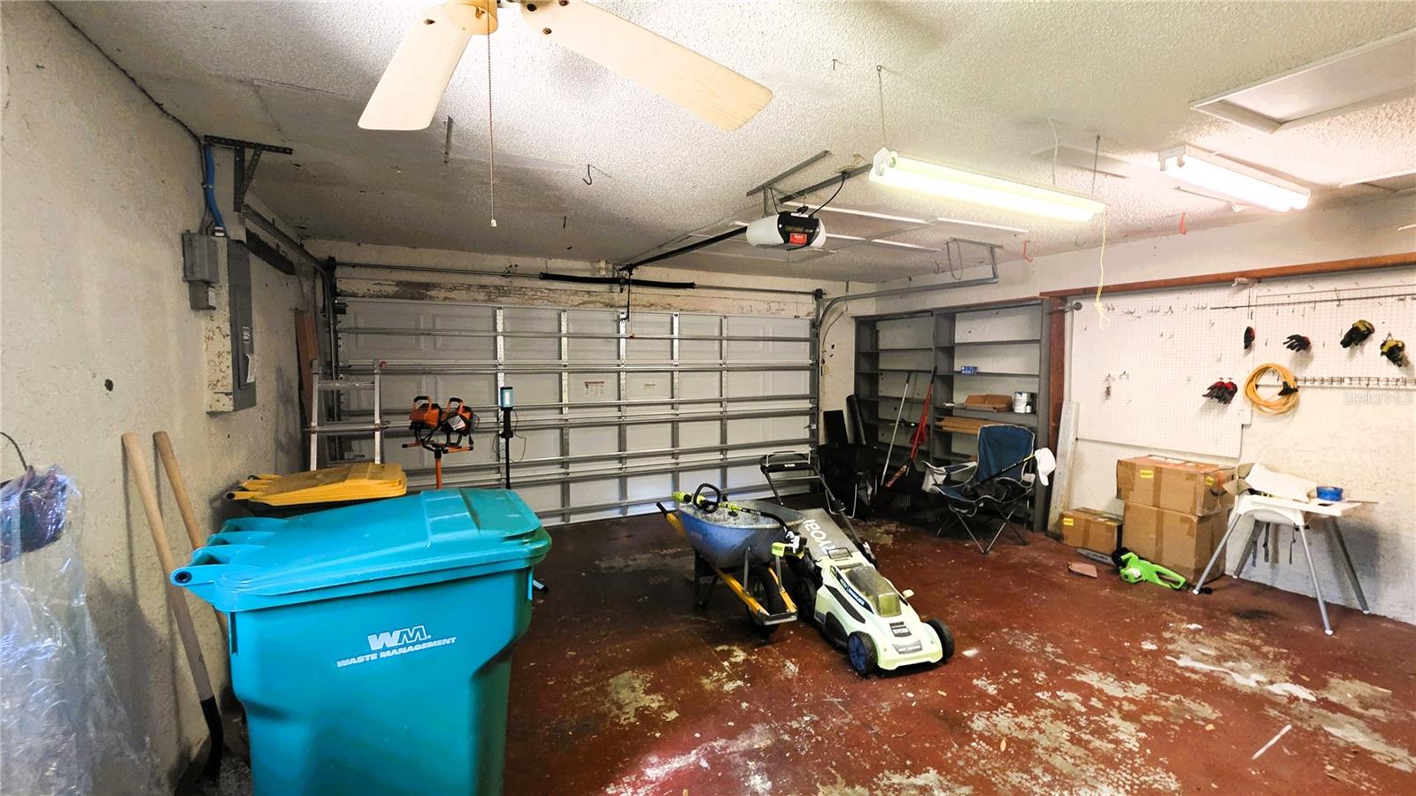2529 INDIGO DR — photo 52