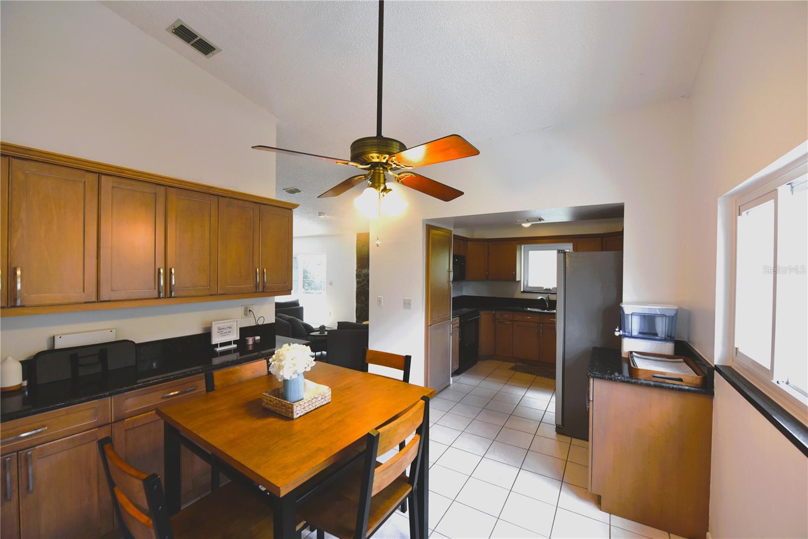 2529 INDIGO DR — photo 26