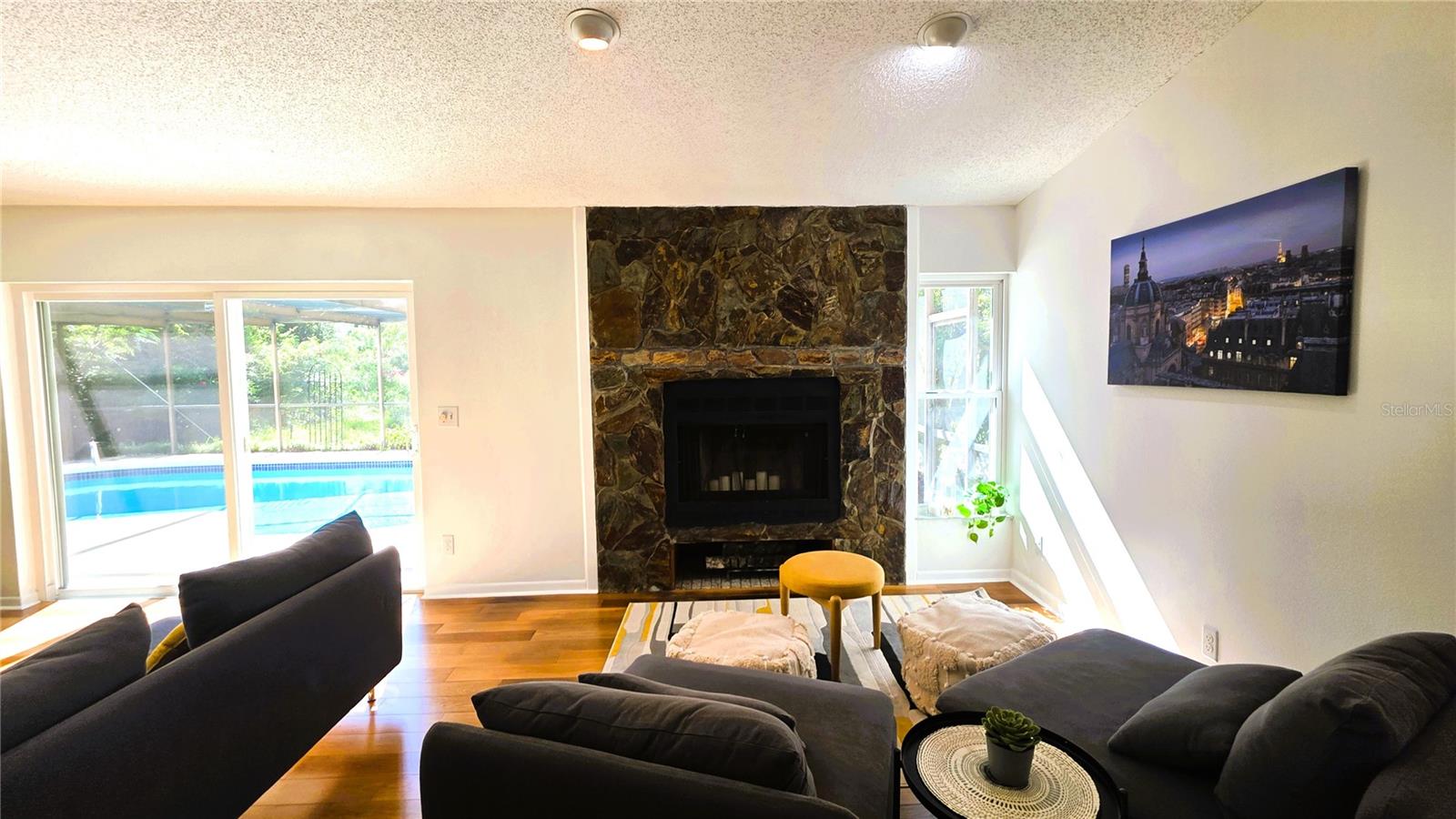2529 INDIGO DR — photo 20