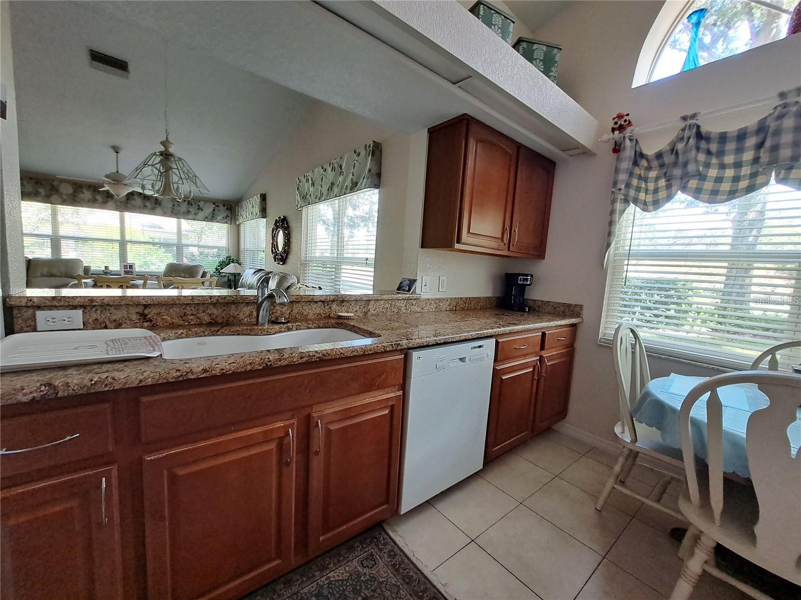 5316 LOCHMEAD TER — photo 21