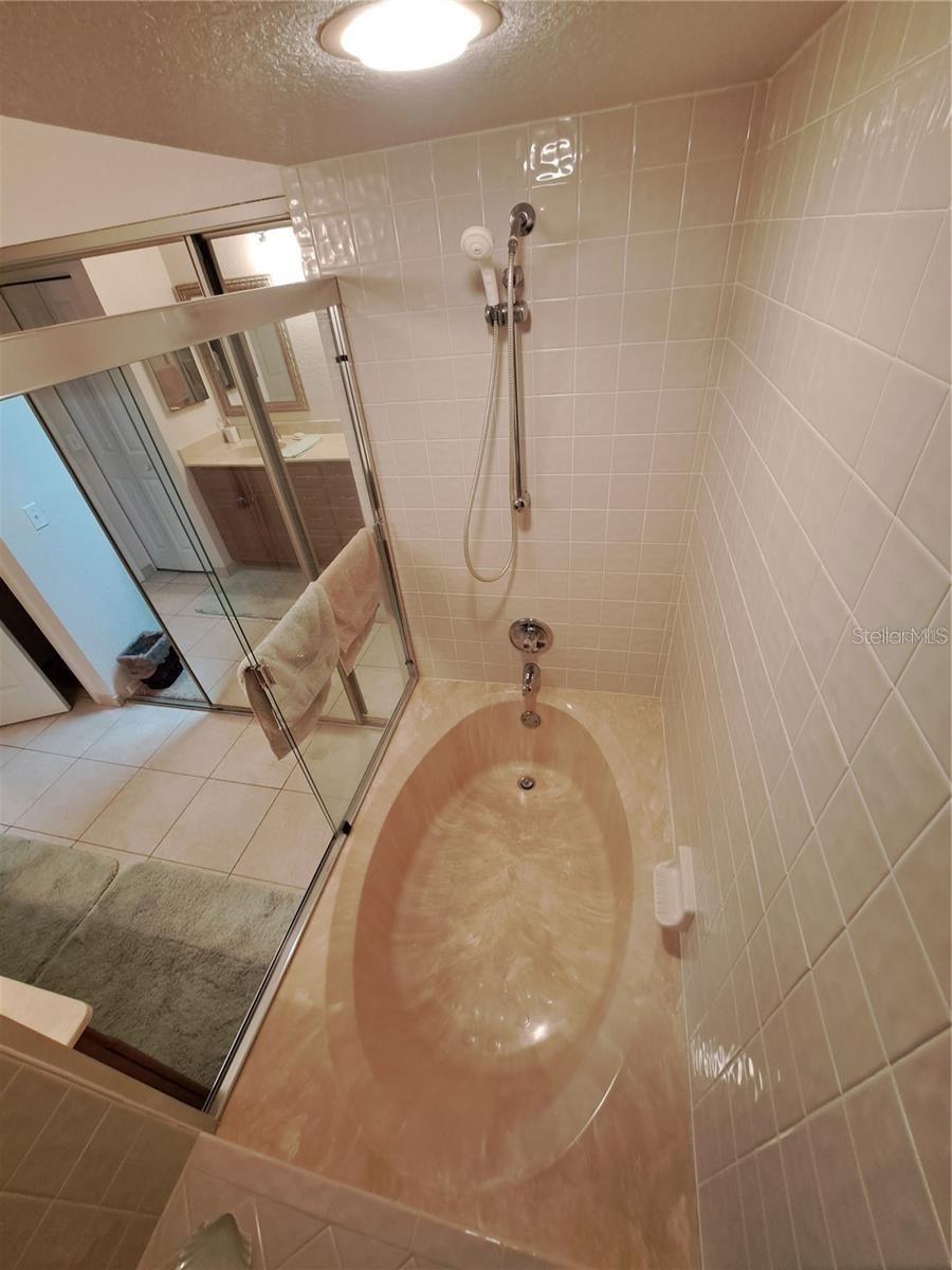 5316 LOCHMEAD TER — photo 41