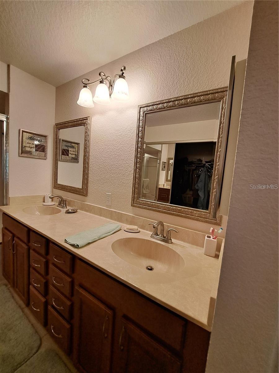 5316 LOCHMEAD TER — photo 36