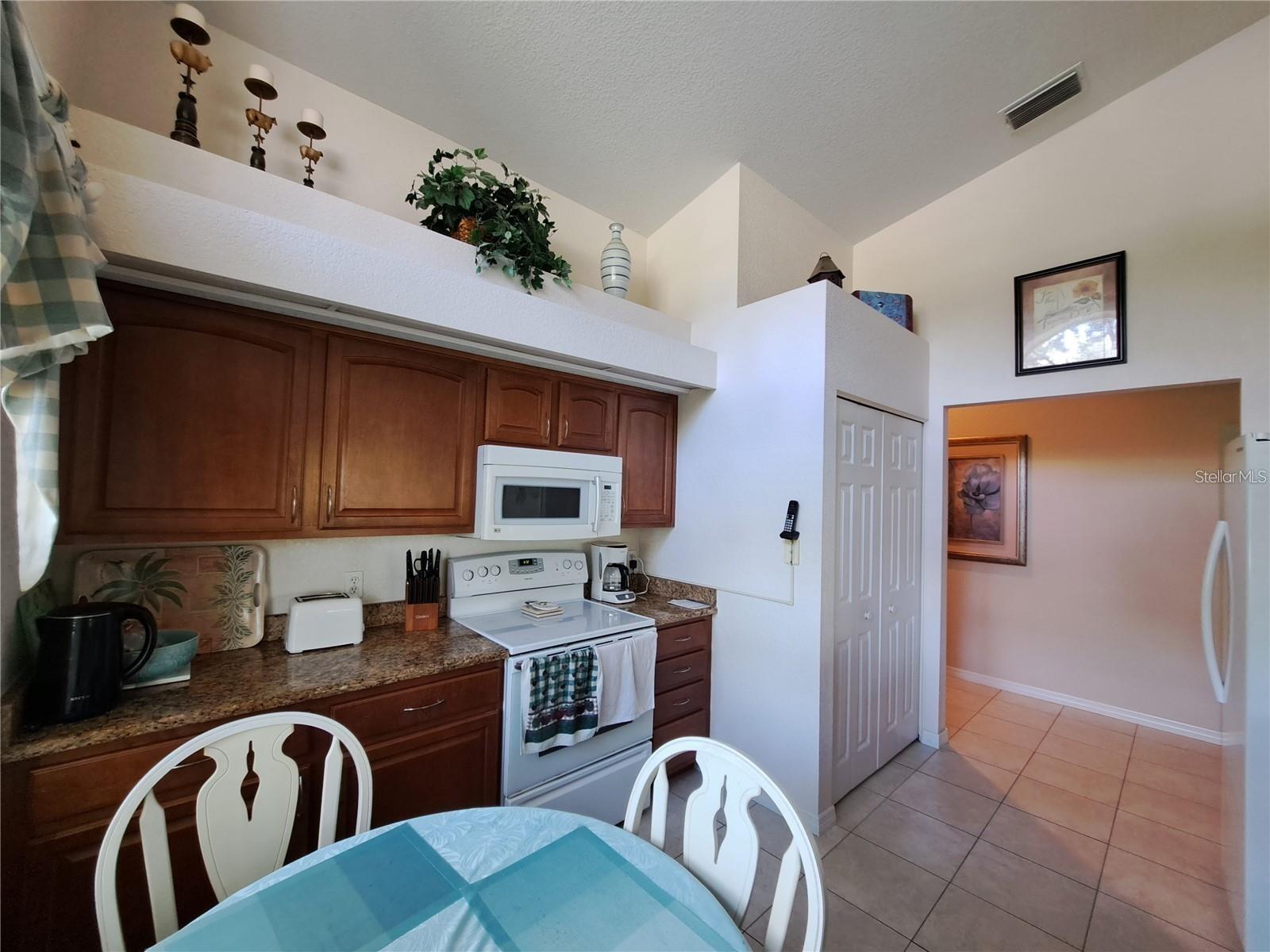 5316 LOCHMEAD TER — photo 25