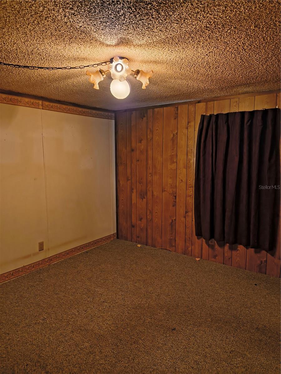 18250 CAUFIELD RD — photo 14